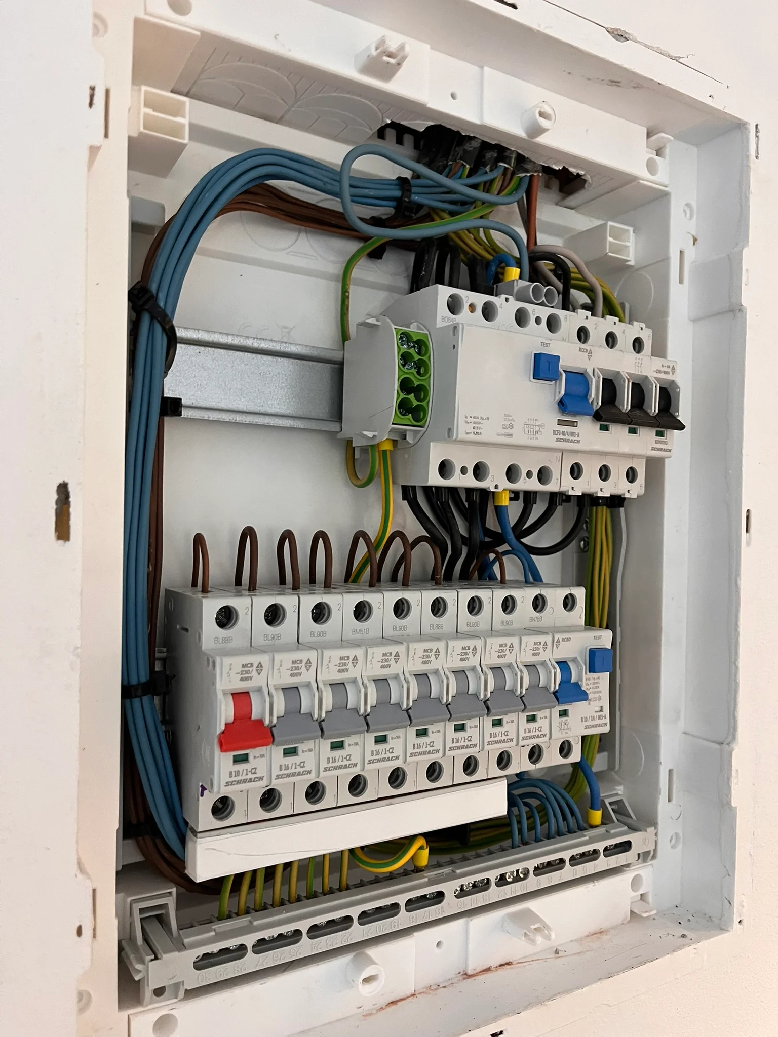 Montáž rozvaděčů