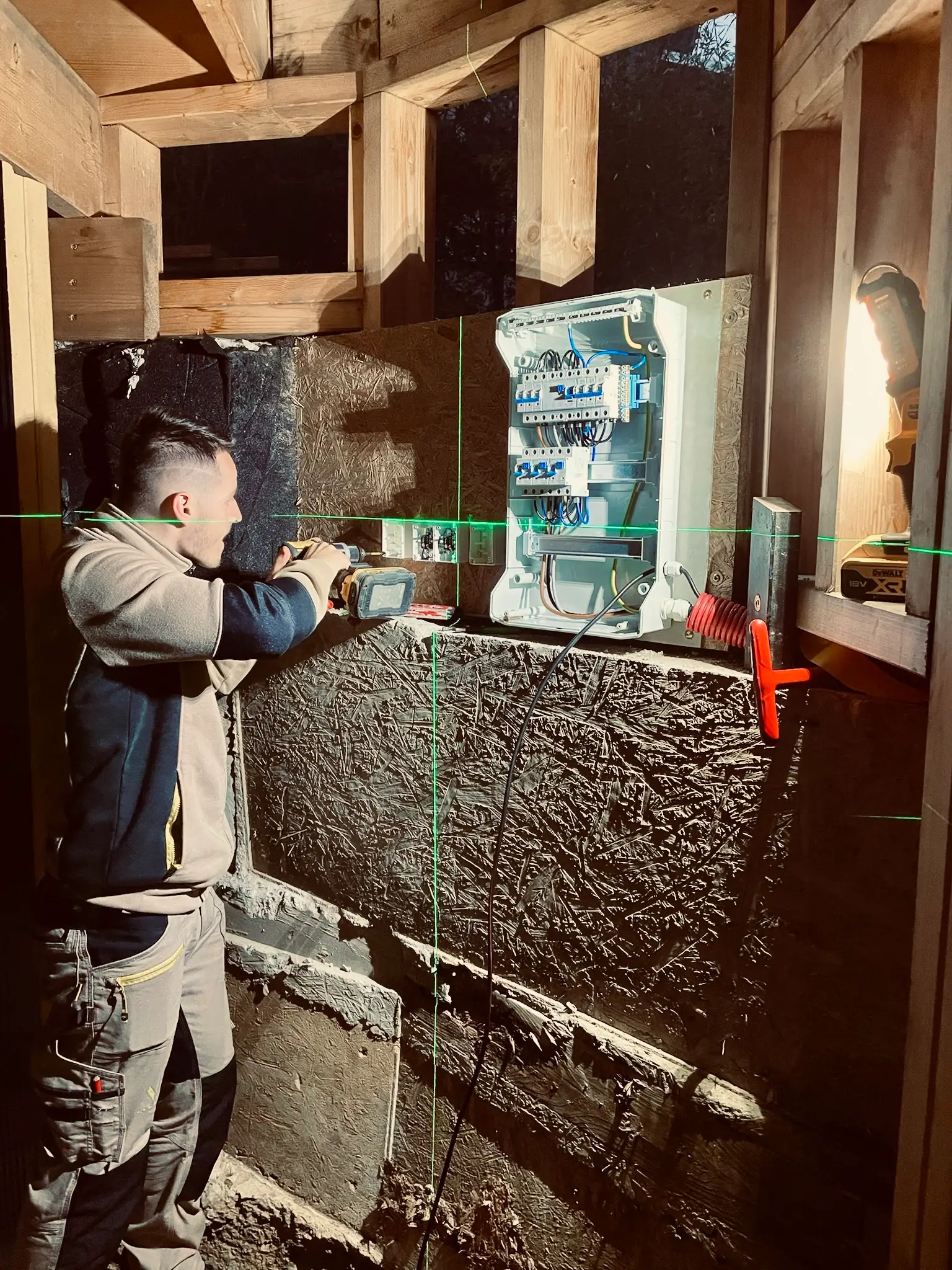 Práce na elektroinstalaci